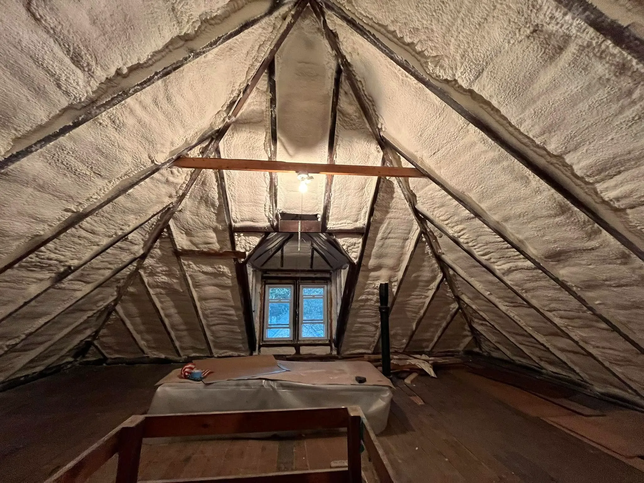attic insulation work 