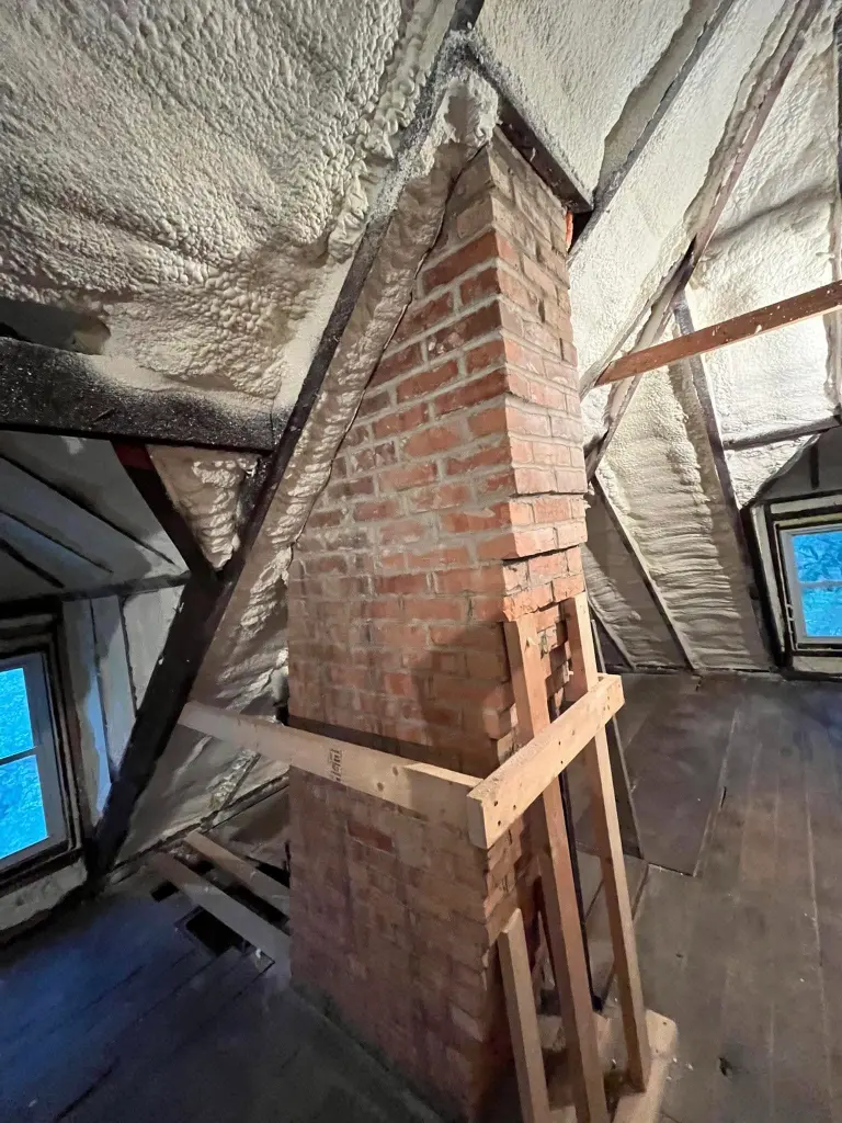 Why Choose South Chicago Insulation in Mount Greenwood spray foam insulation services