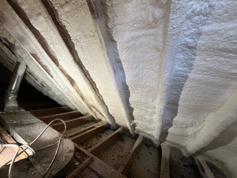 How a Professional Insulation System Helps You Maintain Your Desired Temperature