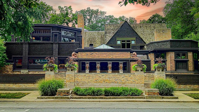 Frank Lloyd Wright Home and Studio