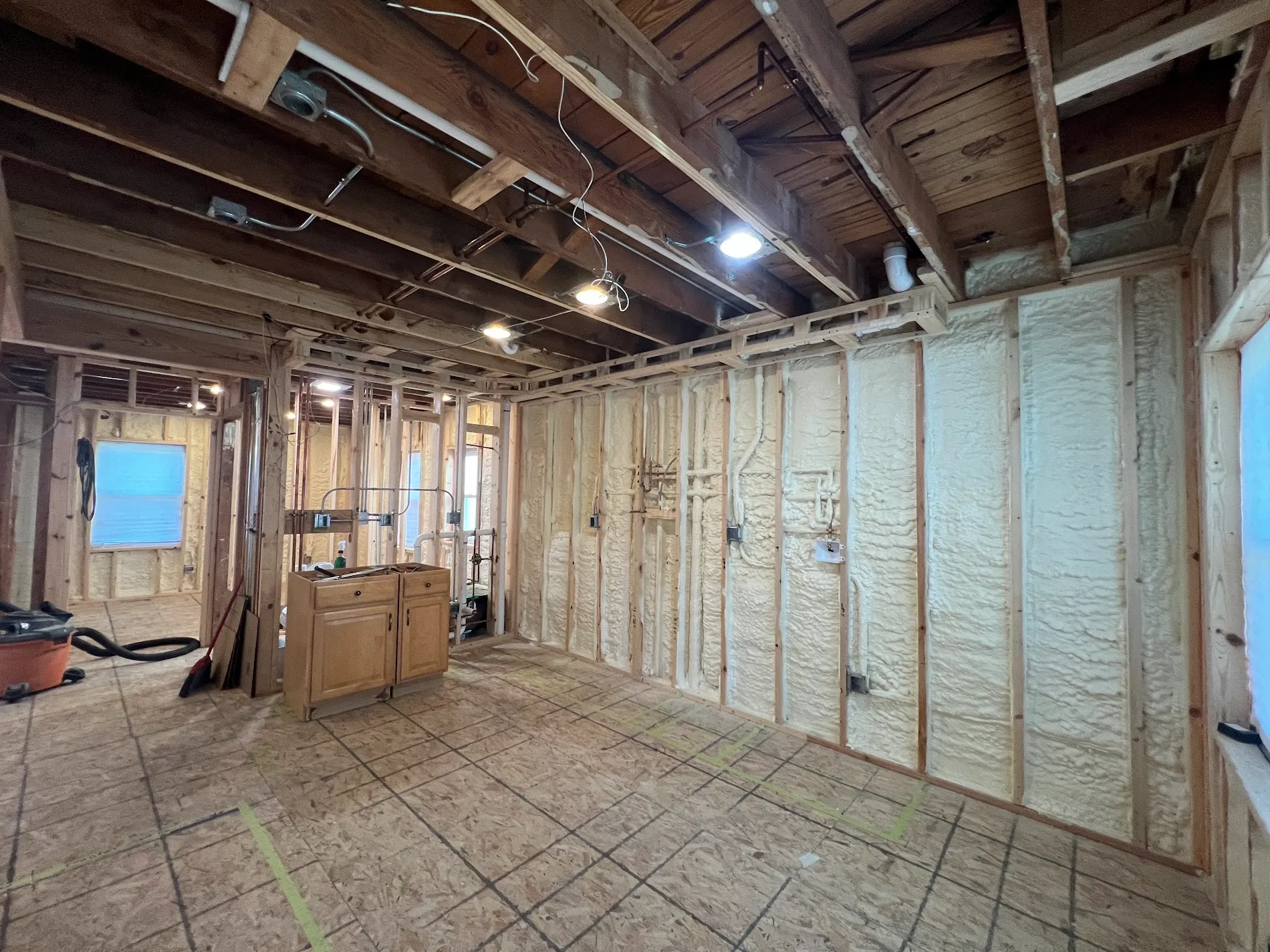 What Sets Our Crew Apart Spray Foam Insulation Installers in Chicago,IL